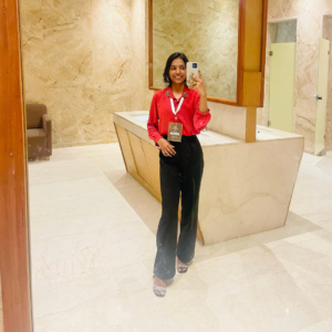 SOCIAL MEDIA MANAGER